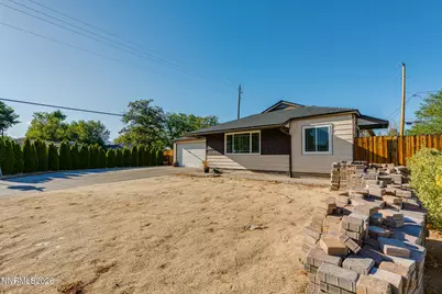 1460 Russell Way, Sparks, NV 89431 - Photo 4