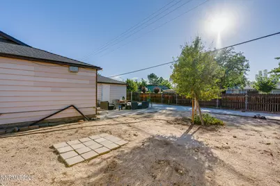 1460 Russell Way, Sparks, NV 89431 - Photo 30