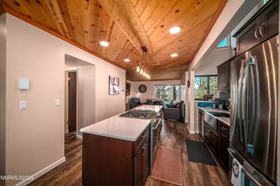 157 Holly Lane, Stateline, NV 89449 - Photo 8