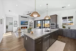 14062 Wingspread Ln, Reno, NV 89521 - Photo 16