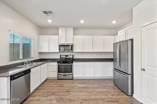 8879 Gazing Star Dr, Reno, NV 89506 - Photo 8