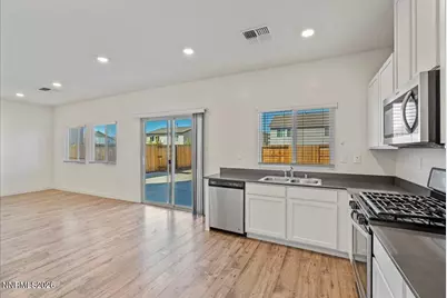 8879 Gazing Star Drive, Reno, NV 89506 - Photo 10