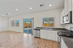 8879 Gazing Star Dr, Reno, NV 89506 - Photo 10