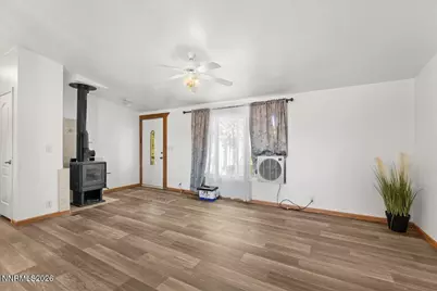 1475 Banner Avenue, Silver Springs, NV 89429 - Photo 8