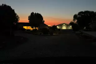 3220 Brookside Cir, Fallon, NV 89406 - Photo 2