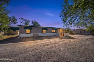 5140 Miwok Dr, Stagecoach, NV 89429 - Photo 2