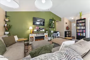 1342 White Bluffs Cir, Fernley, NV 89408 - Photo 8