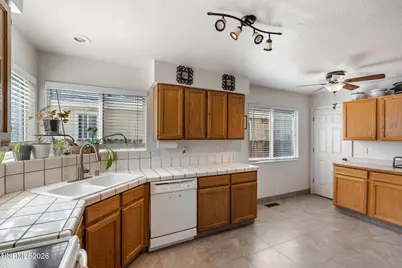 2195 Canyon Point Court, Sparks, NV 89436 - Photo 18