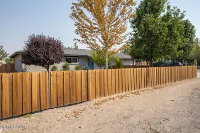 415 Curry Drive, Fernley, NV 89408 - Photo 2