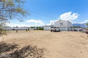 990 Riverview Dr, Gardnerville, NV 89460 - Photo 26