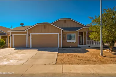 654 Canary Circle, Fernley, NV 89408 - Photo 2