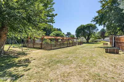 530 Country Drive, Fernley, NV 89408 - Photo 44