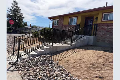 2315 Brisbane Avenue, Reno, NV 89503 - Photo 2