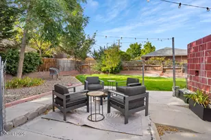 201 Sunnyside Dr, Reno, NV 89503 - Photo 14