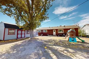 65 E 3rd St, Battle Mountain, NV 89820 - Photo 20