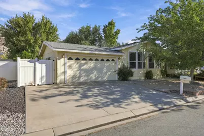 257 Ave De La D'Emerald, Sparks, NV 89434 - Photo 2