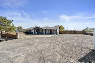 1006 Opal Way, Fernley, NV 89408 - Photo 2