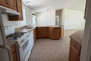 1940 E Antelope St, Silver Springs, NV 89429 - Photo 8