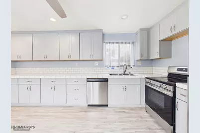 626 Prater Way, Sparks, NV 89431 - Photo 10