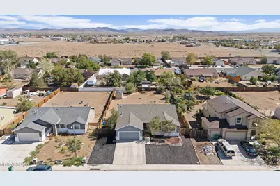 3140 Snowberry Street, Silver Springs, NV 89429 - Photo 2