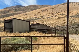 3620 Julian Crk Rd, Valmy, NV 89438 - Photo 14