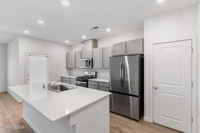 880 Jill Marie Lane, Fernley, NV 89408 - Photo 10