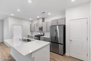 880 Jill Marie Ln, Fernley, NV 89408 - Photo 10