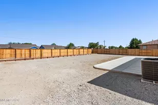 880 Jill Marie Ln, Fernley, NV 89408 - Photo 22