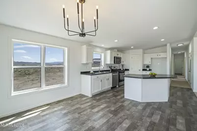 1440 Cooney Drive, Silver Springs, NV 89429 - Photo 6