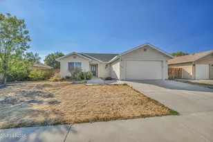 445 Torrey Pines Dr, Fallon, NV 89406 - Photo 2