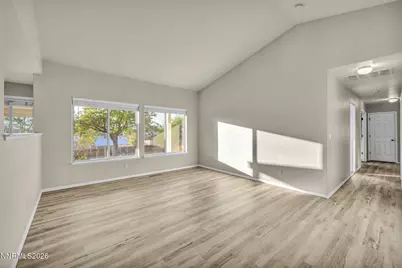 9195 Cordoba Boulevard, Spanish Springs, NV 89441 - Photo 8