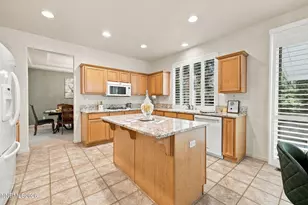 6758 Runnymede Dr, Sparks, NV 89436 - Photo 16