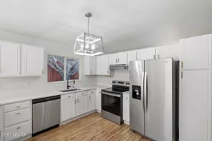 7090 Strauss Dr, Sun Valley, NV 89433 - Photo 8