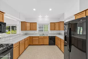 15 Caterpillar Ct, Sparks, NV 89441 - Photo 10