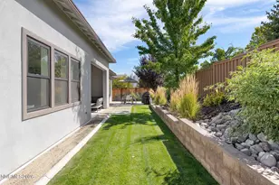 954 Solarium Dr, Reno, NV 89511 - Photo 30