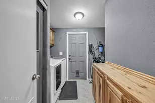 5285 Lemon St, Silver Springs, NV 89429 - Photo 34