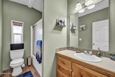 5285 Lemon Street, Silver Springs, NV 89429 - Photo 32