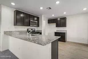 9201 Logan Creek Rd, Reno, NV 89506 - Photo 10