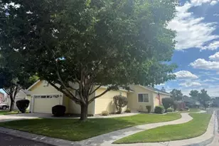 1178 White Oak Loop, Minden, NV 89423 - Photo 2