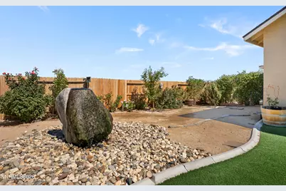 2270 Evelynn Street, Fernley, NV 89408 - Photo 34