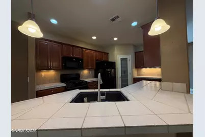 1390 Slate Way, Fernley, NV 89408 - Photo 10