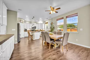 7239 Foxwood Ln, Sparks, NV 89436 - Photo 12
