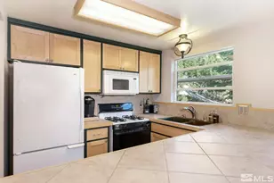 227 S Benjamin Dr, Kingsbury, NV 89449 - Photo 6