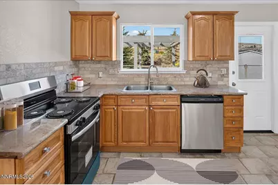 10605 Bighorn Drive, Reno, NV 89508 - Photo 16