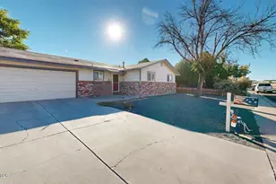 1021 Dolores Ln, Fallon, NV 89406 - Photo 2