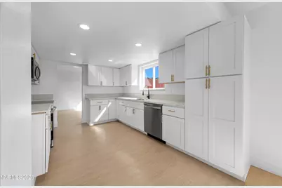 1368 Laser Court, Sparks, NV 89436 - Photo 18