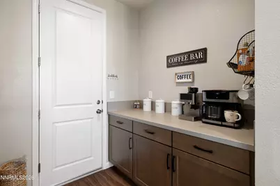 7516 Nautilus Court, Sparks, NV 89436 - Photo 8