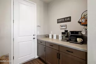 7516 Nautilus Ct, Sparks, NV 89436 - Photo 8