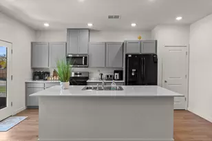 7397 Mountain Top Dr, Reno, NV 89506 - Photo 2