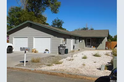 302 Leona Avenue, Yerington, NV 89447 - Photo 1
